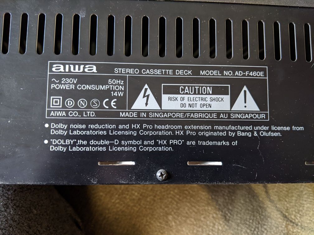 AIWA AD f-460e касетна дека.