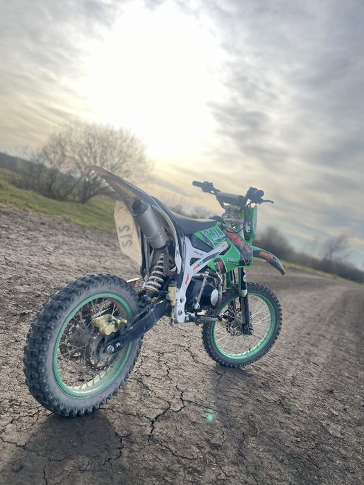 мотоцикл в хорошому стані