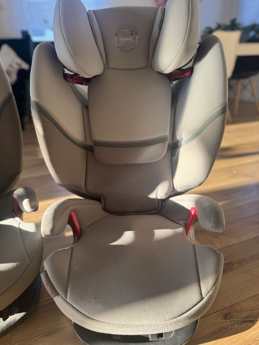 Foteliki Cybex Pallas S-Fix 15-36 kg