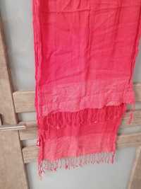 Bawełniana chustka szalik czerwona z fredzlami diverse