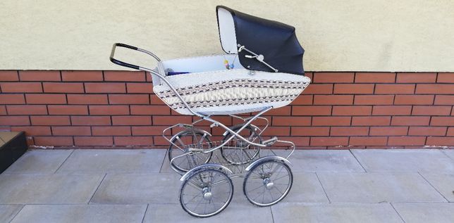 Wózek dla lalek retro ozdoba vintage stara zabawka spacerówka wózeczek