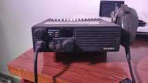 Radio comunicador Yaesu