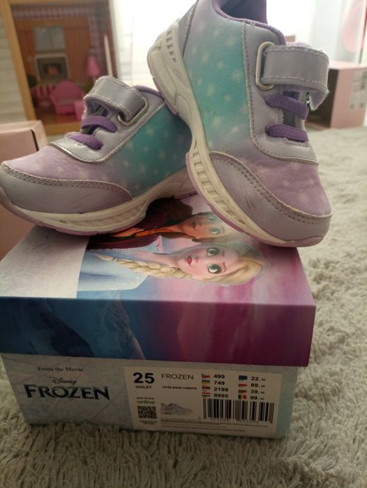 Świecące Adidasy Frozen na gwarancji rozm 25