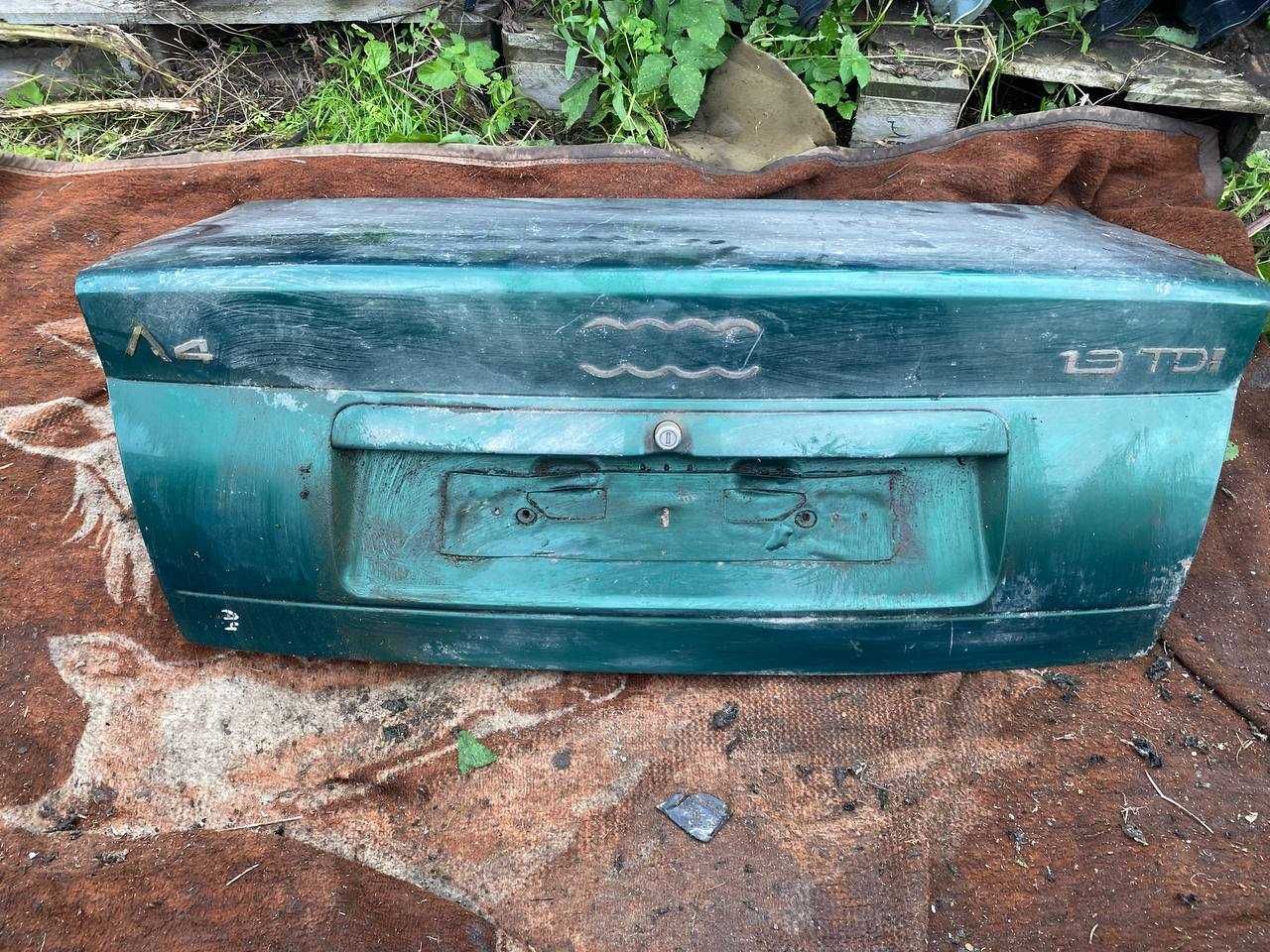 Кришка багажника багажник Audi A4 Ауді Авторозборка