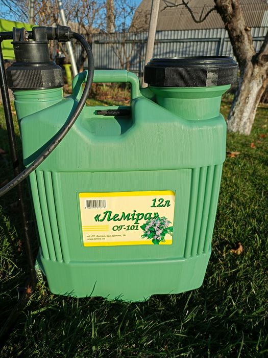 Обприскувач Леміра 12 л
