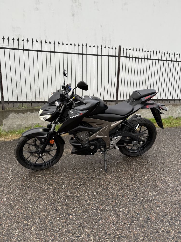 Suzuki GSX-S 125 17 tyś przebiegu ABS 15 km Kat.B oraz A1 2 kluczyki