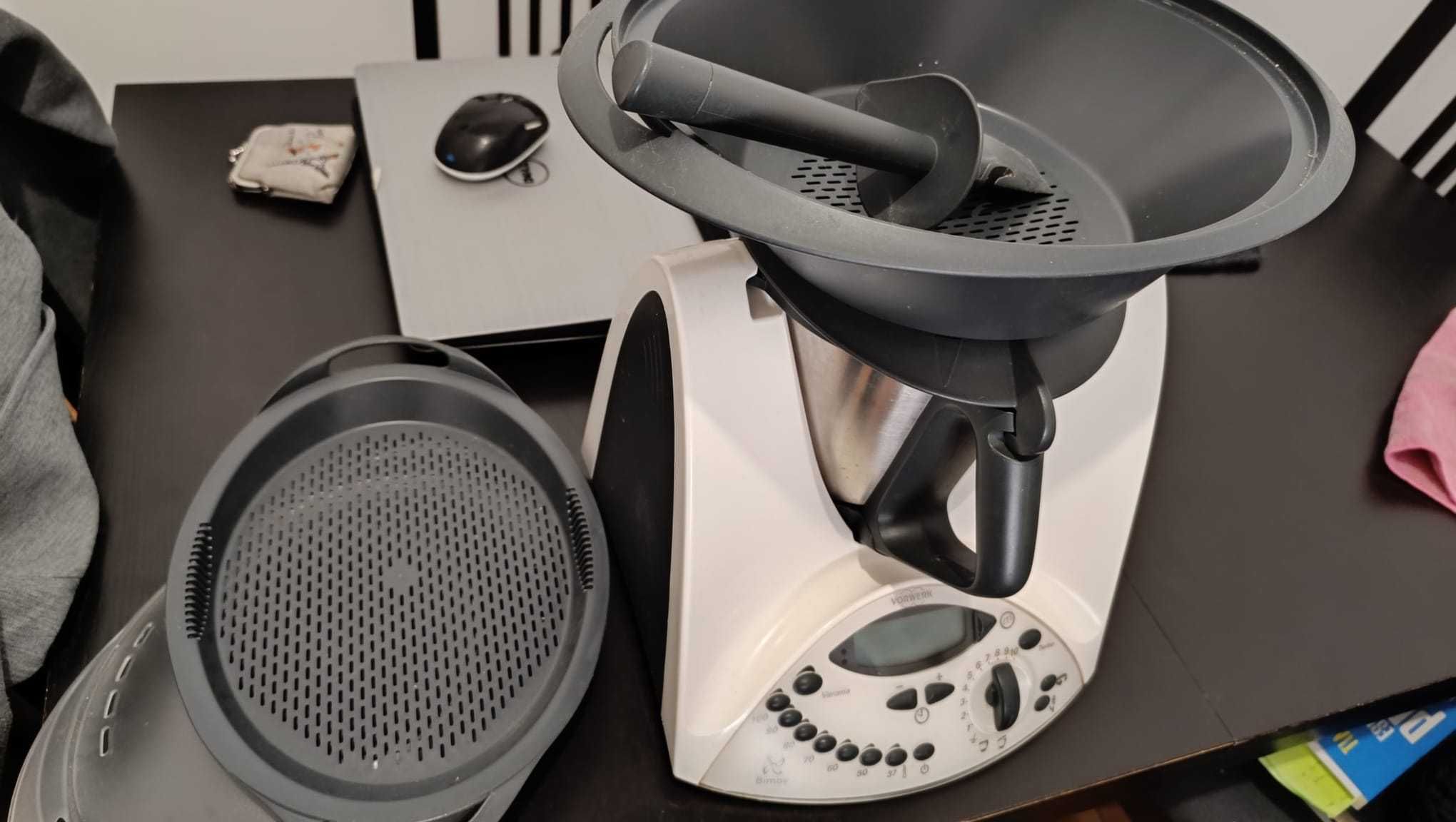 Bimby Thermomix em excelente estado com todos os acessórios