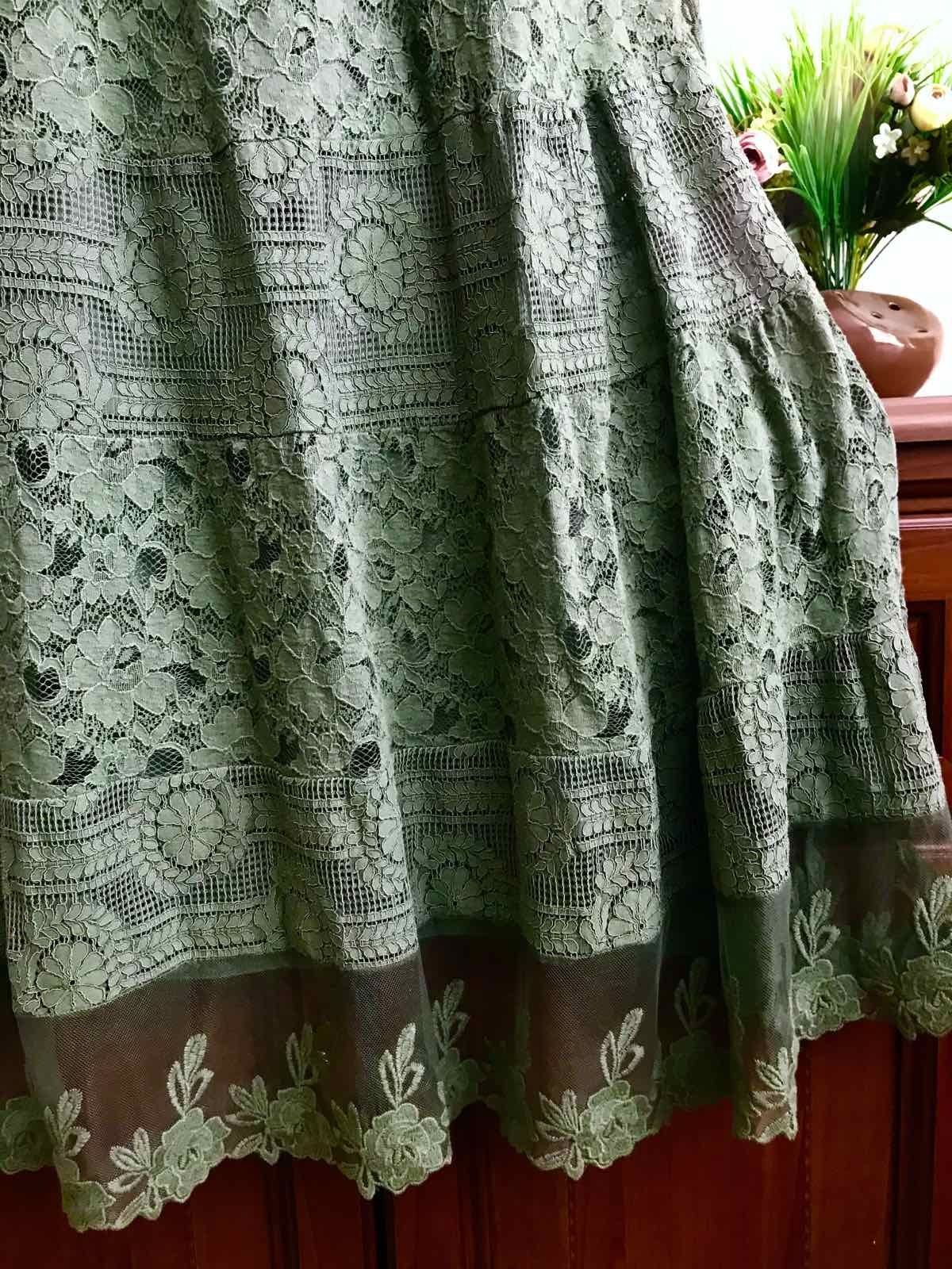 Роскошное платье Натуральный гипюр Италия 50-58р