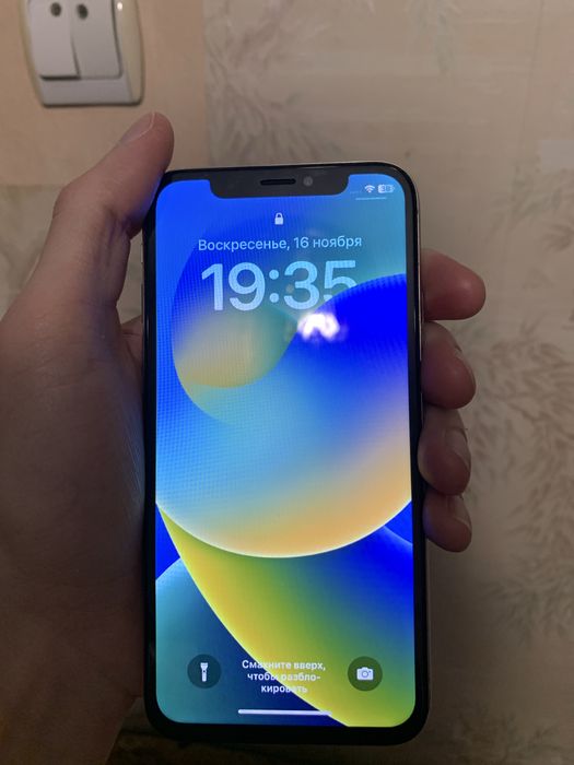 Продам Iphone X 4/64 gb
