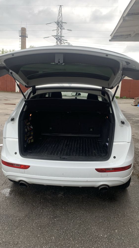Продам Audi q5 2013