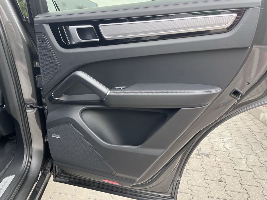 Продажа Porsche Cayenne S официал!!