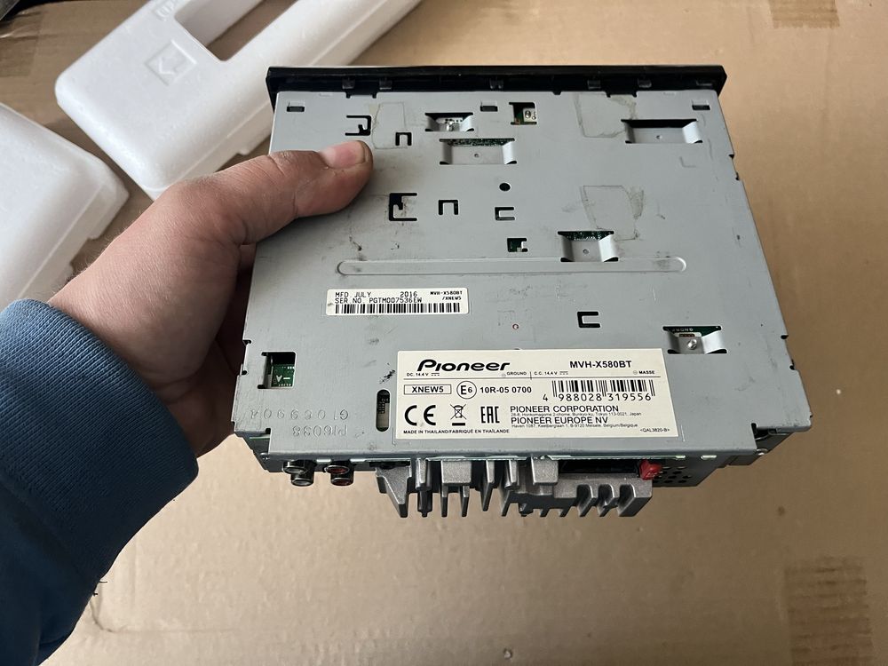 Продам Pioner X580BT