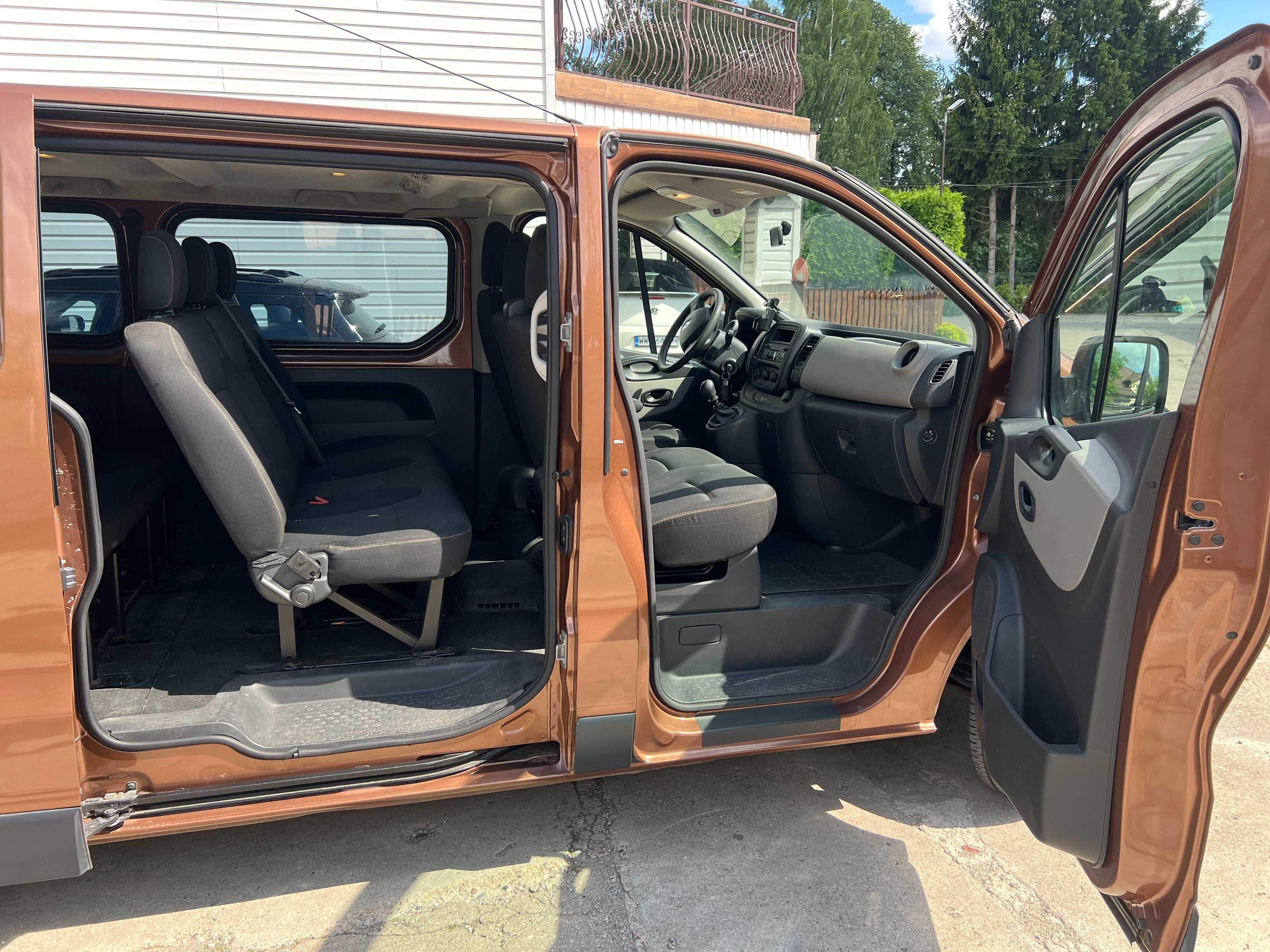 Renault Trafic III LONG 9-osobowy Faktura VAT 23%