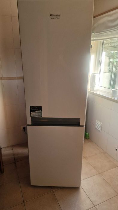 Frigorífico Combinado HOTPOINT