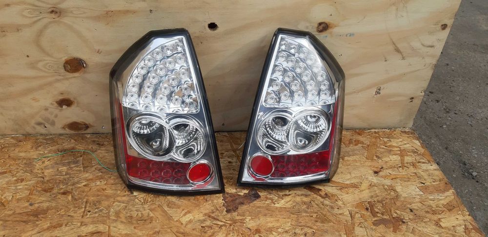 Lampa LED Chrysler 300 300c 04-10r tylna tył