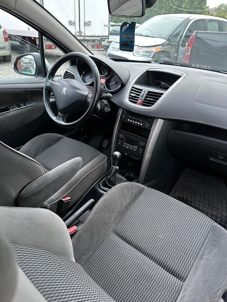 Peugeot 207 1.6 hdi isofix klima niskie spalanie
