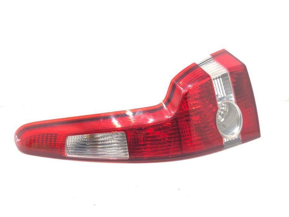 LAMPA PRAWY TYŁ - 167.00 PLN - VOLVO V50 (545) 2003 - 2012 1.6 D 80 kW [109 KM] olej napędowy 2005