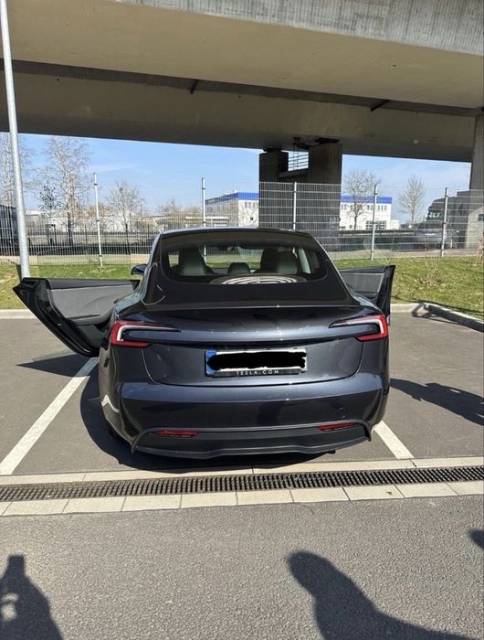 Aluguer TVDE - Tesla Model 3