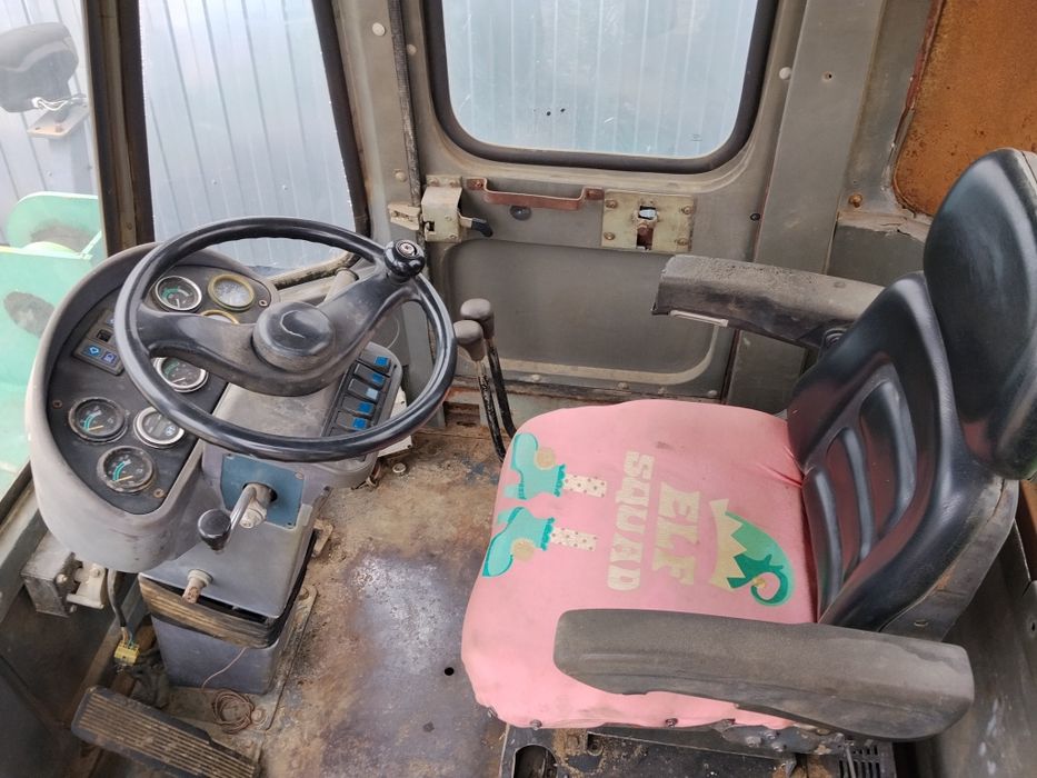 Фронтальний навантажувач Petro Nick