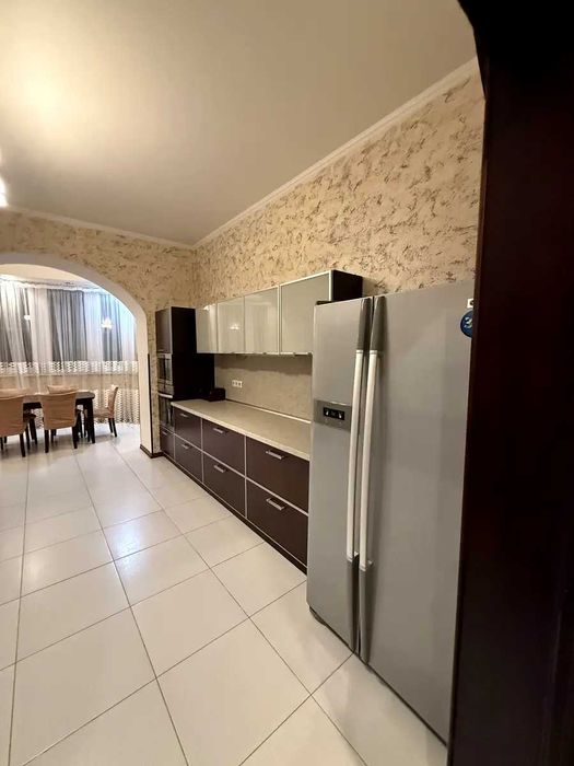 Оренда великой квартири .Житловий комплекс «Оазіс»