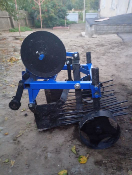 Продам копачку до мототрактора