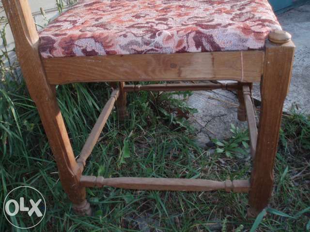 Продам стулья (Ретро)дубовые СССР,ручная работа,резьба 1960г.в.Обмен.