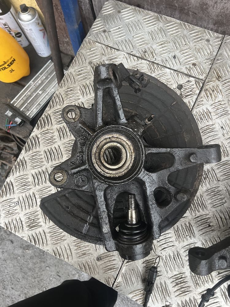 Цапфа кулак перед Mercedes ml w163 год 02 мерседес мл 163