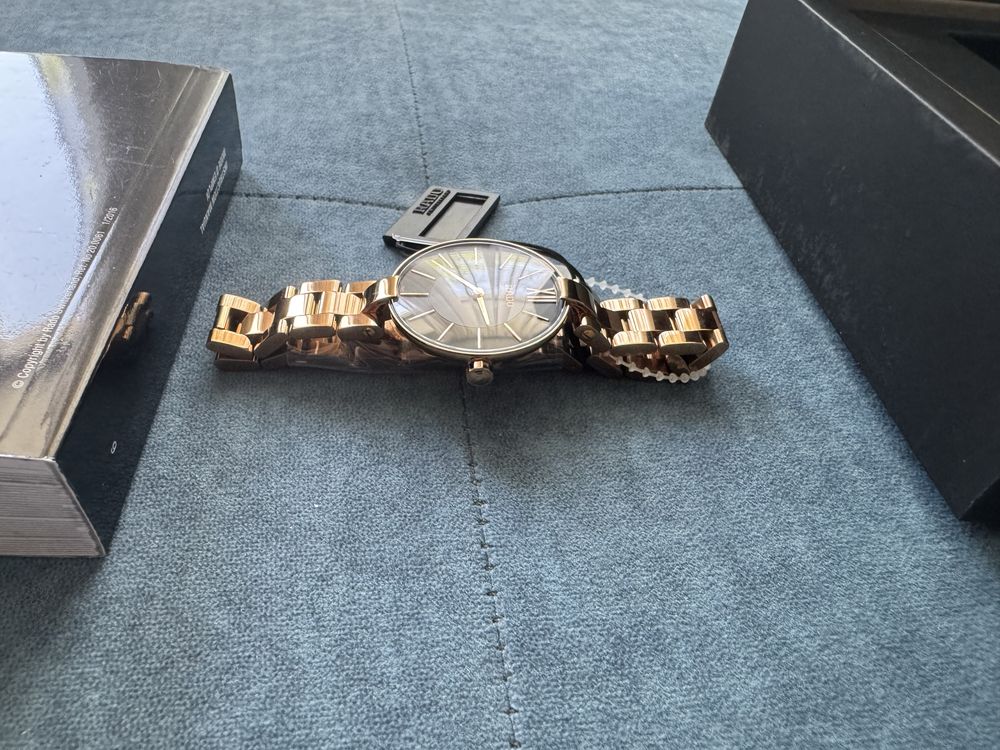 Женские часы Rado Coupole