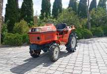 Minitraktor Kubota B1-14 Bulltra – 14 KM | Tylko 780 godzin pracy