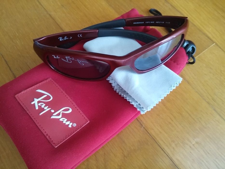 Óculos de sol Ray-Ban espelhados para criança como novos