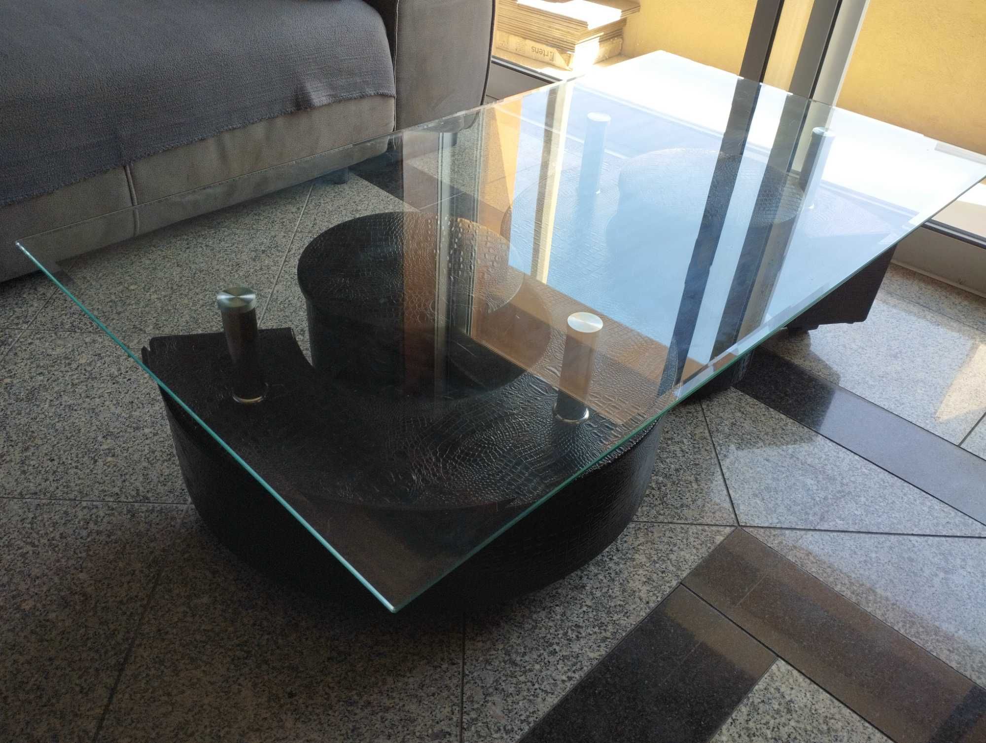 Mesa de centro em vidro