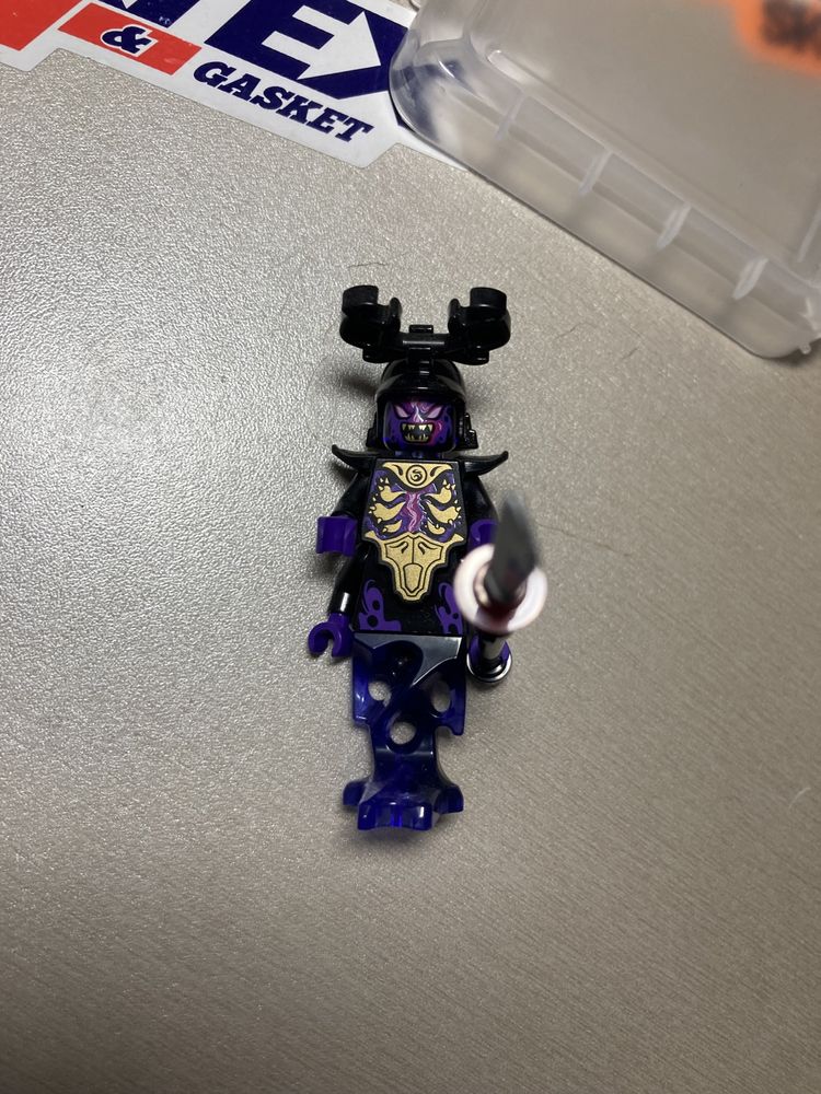 LEGO njo overlord figurka