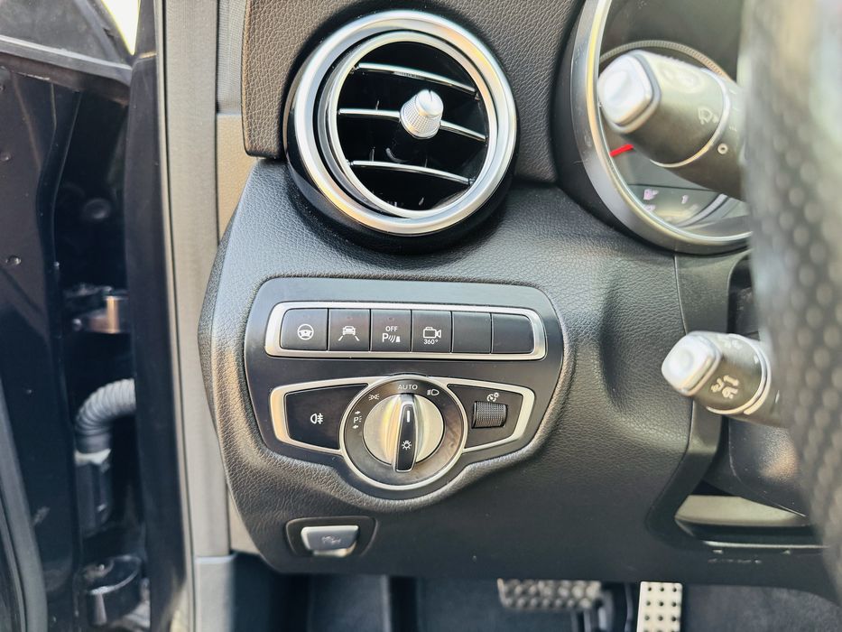 Mercedes-Benz GLC 250D 4Matic 2018р Official