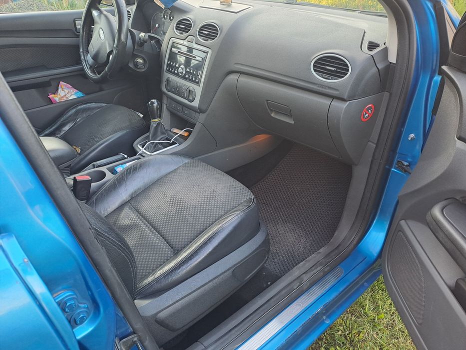 Автомобіль Ford Focus