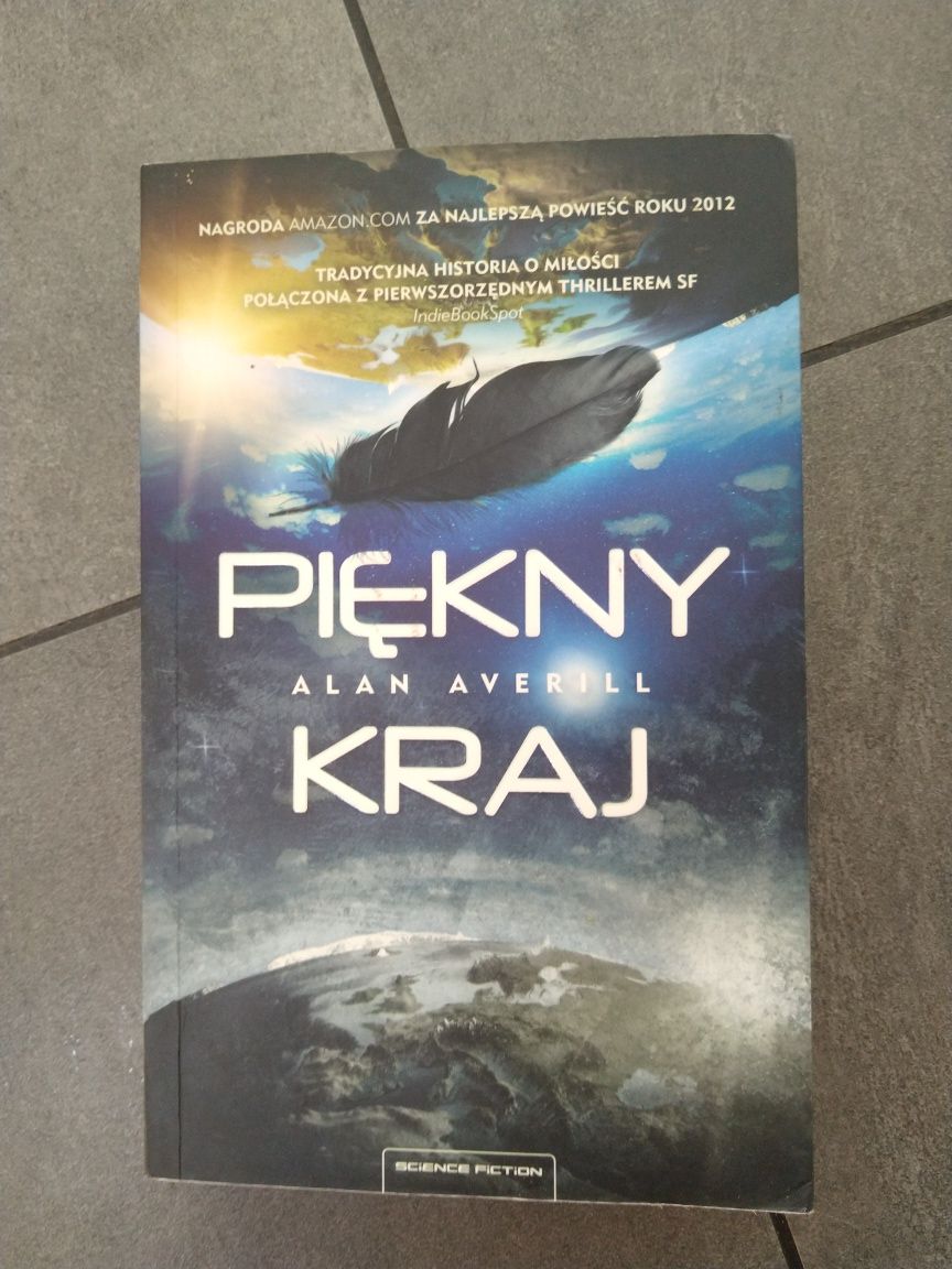 Alan Averill Piękny kraj
