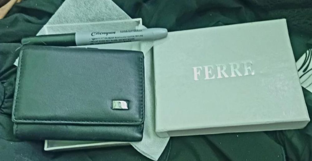 Новый кожаный мужской кошелек