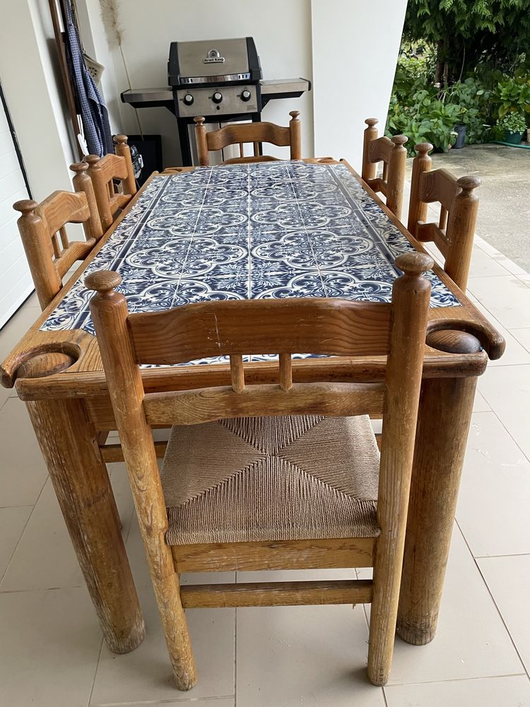 Mesa de jantar com 6 cadeiras