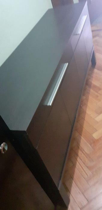 Aparador de sala Ikea