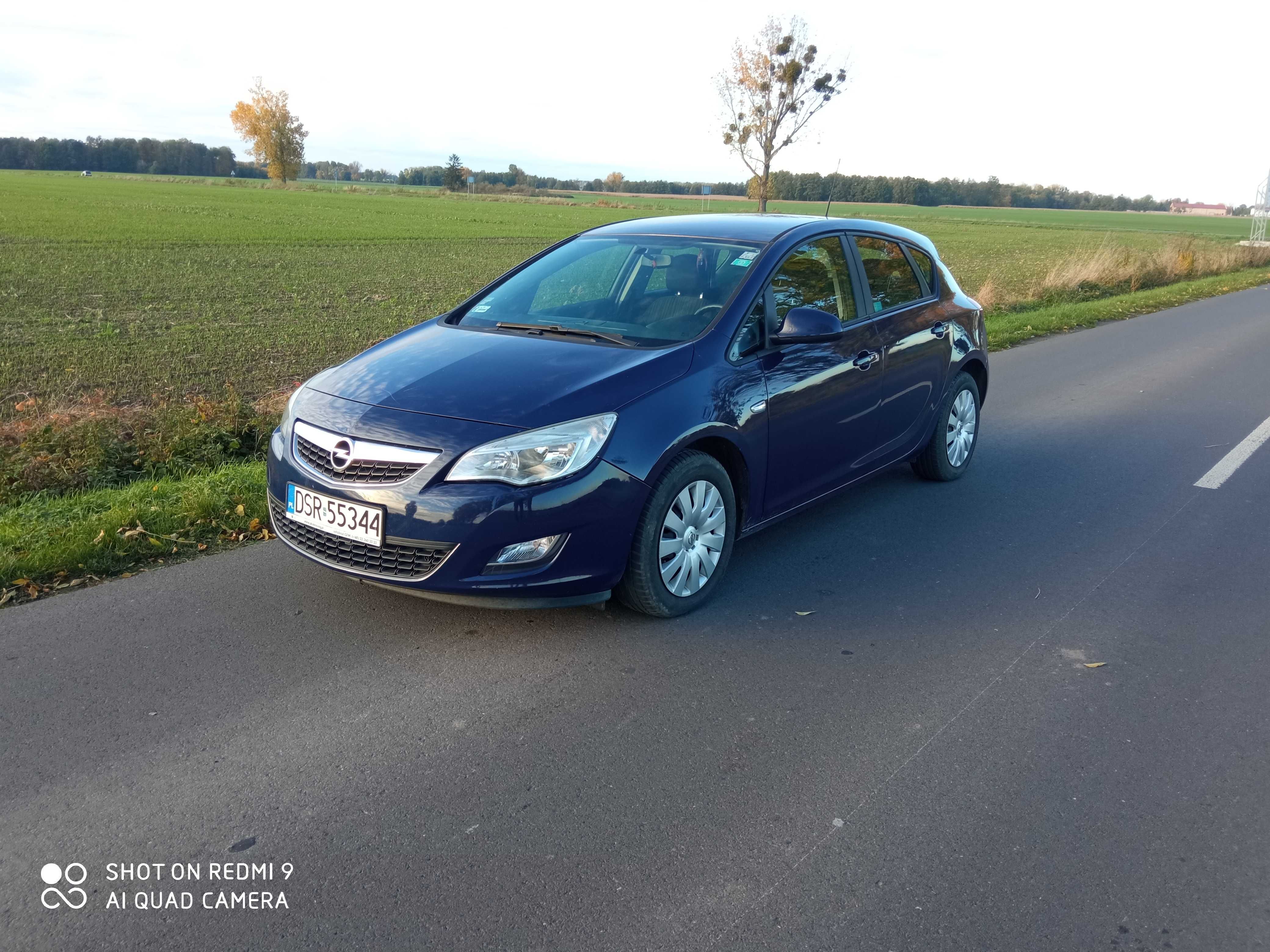Opel Astra J IV 2012r 1.6 16V
