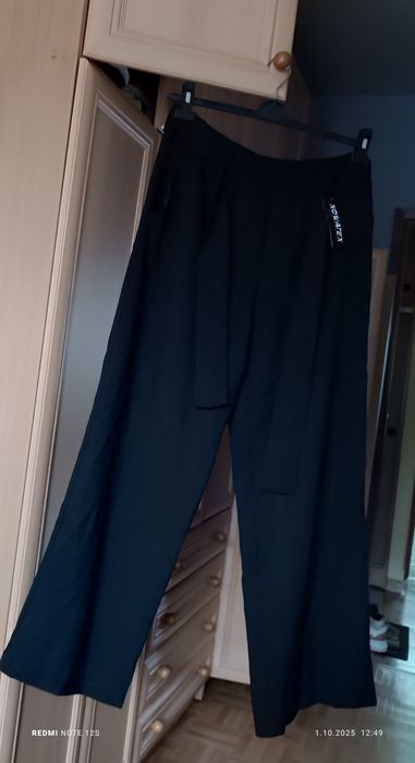 Spodnie damskie nowe z metką