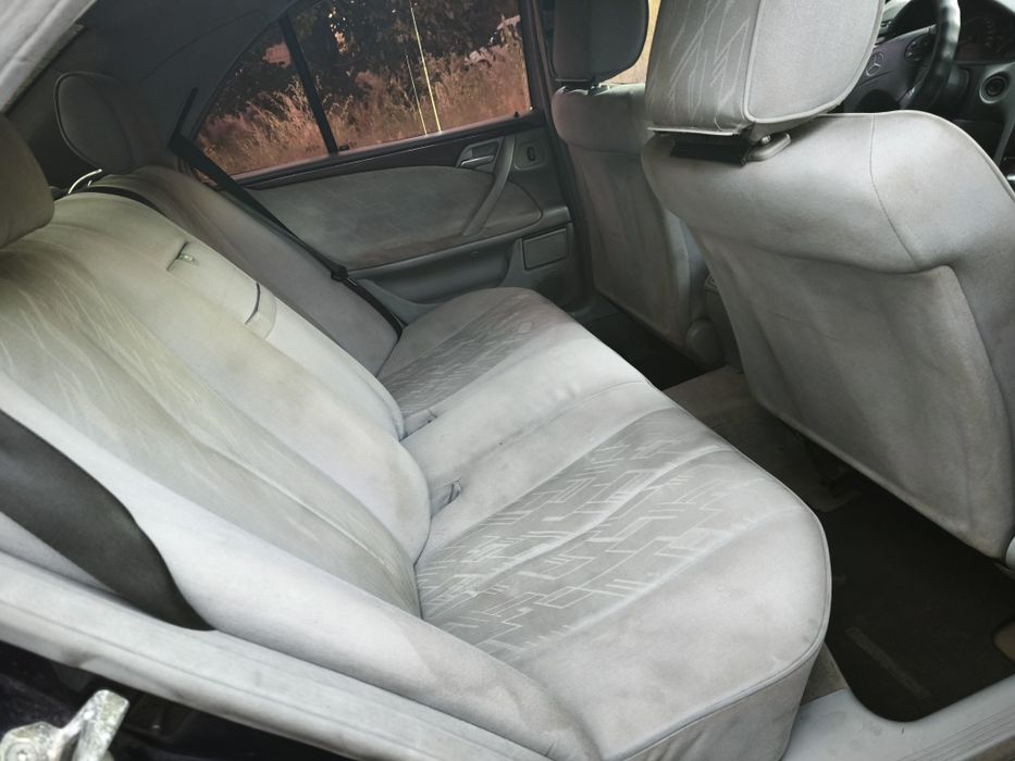 Продам Мерседес 2.2 дизель коробка автомат
