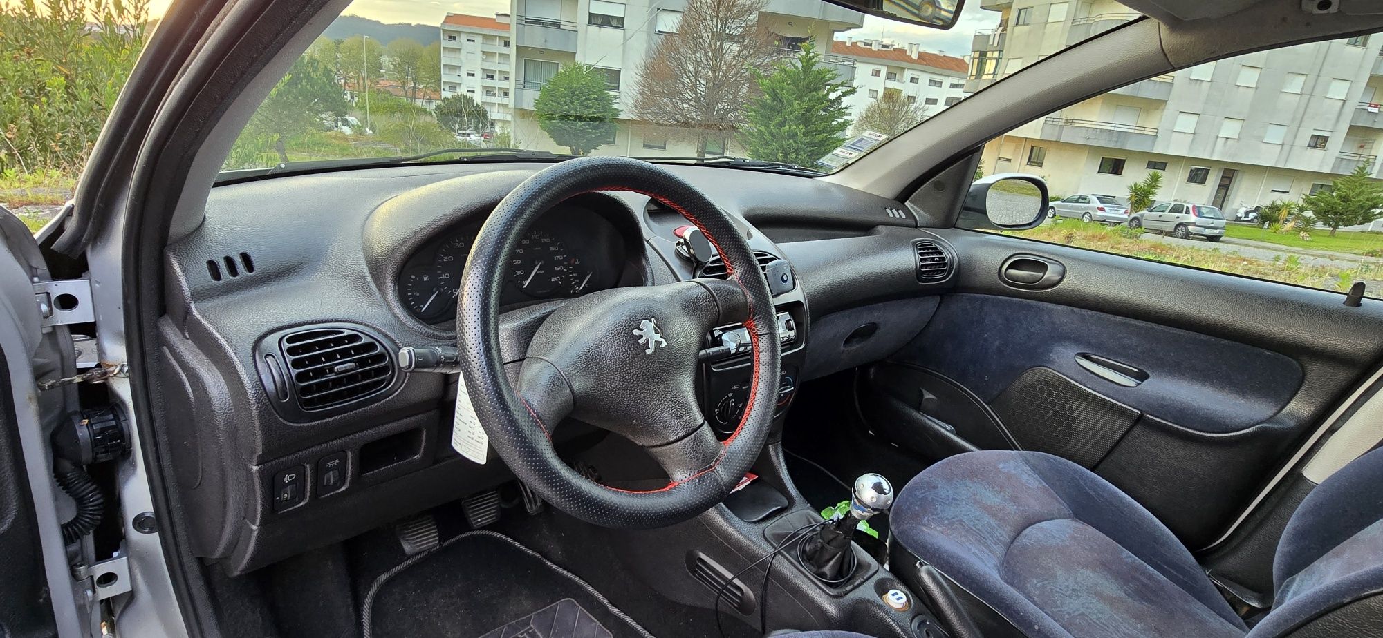 Peugeot 206 5 lugares