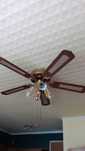 Lampa z wentylatorem