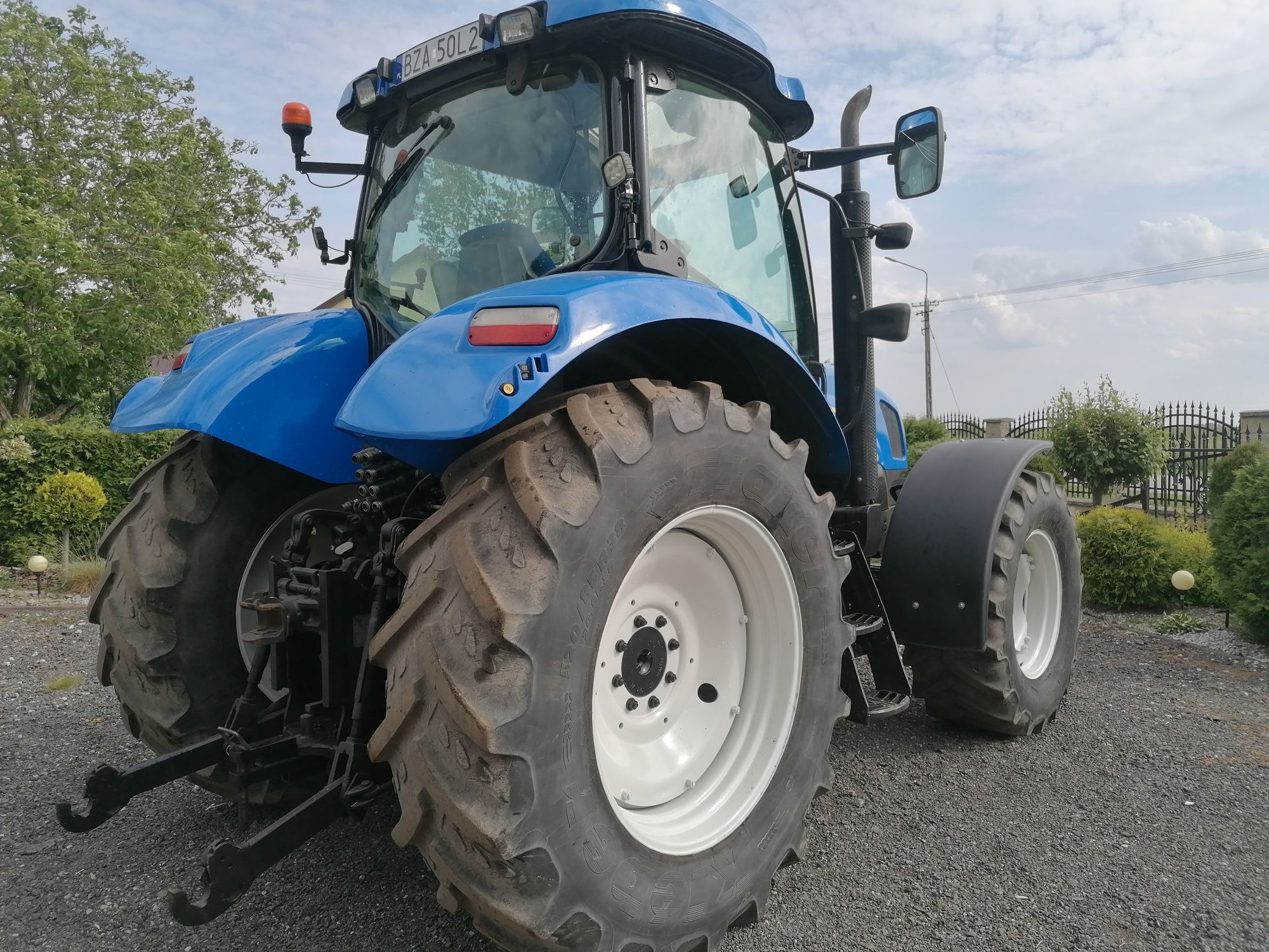 New holland t6050