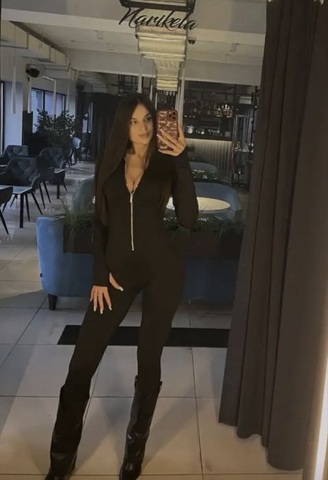 Комбінезон  з утепленням розмір М-Л