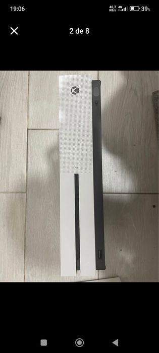 XBOX one + 1 Controle