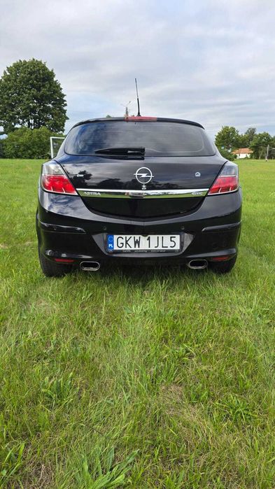 Opel Astra H GTC