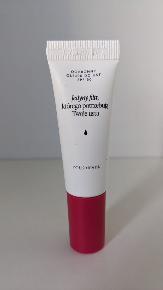 Your Kaya olejek do ust filtr spf 50 błyszczyk kolor czerwony