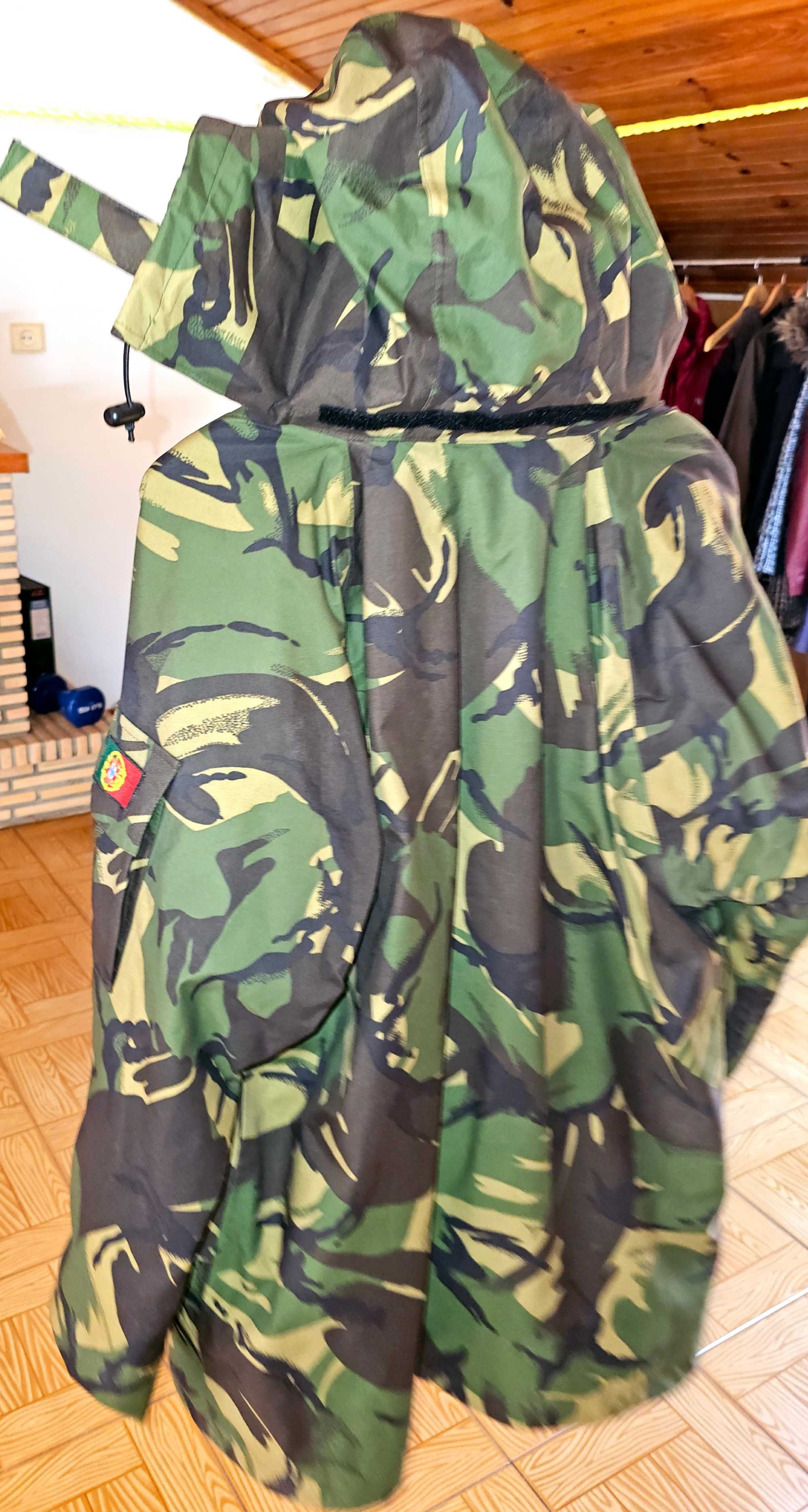 Vendo roupa militar NOVA