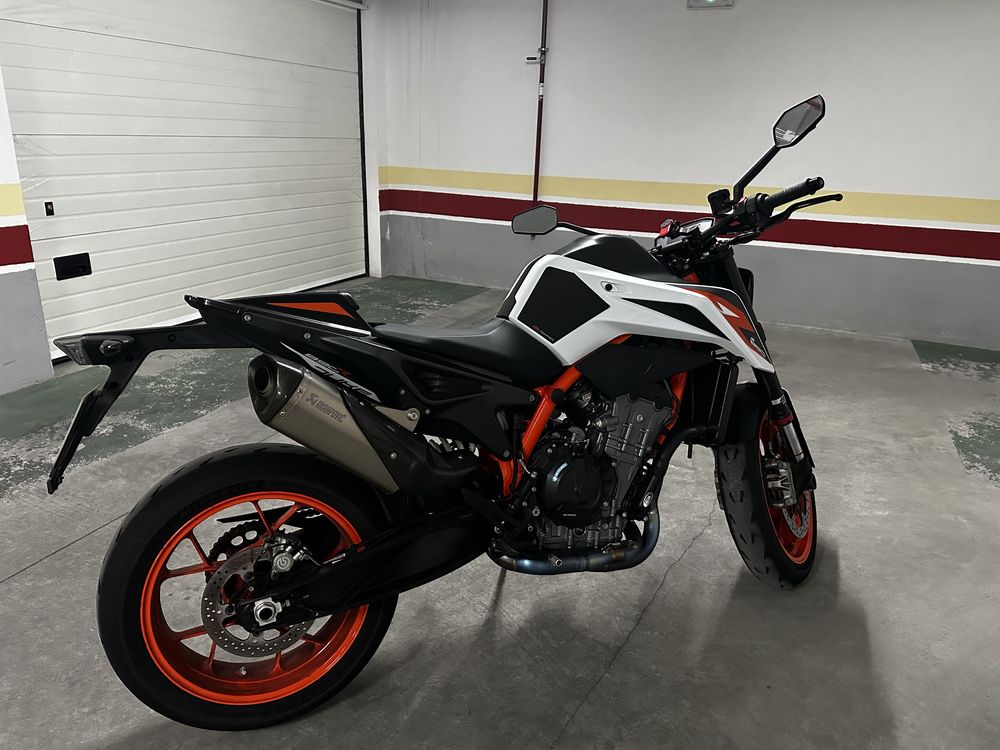 KTM 890 duke R - techpack